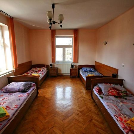 "Aleksandrowka" Restauracja I Noclegi Horyniec Dış mekan fotoğraf