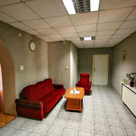 "Aleksandrowka" Restauracja I Noclegi Horyniec Dış mekan fotoğraf
