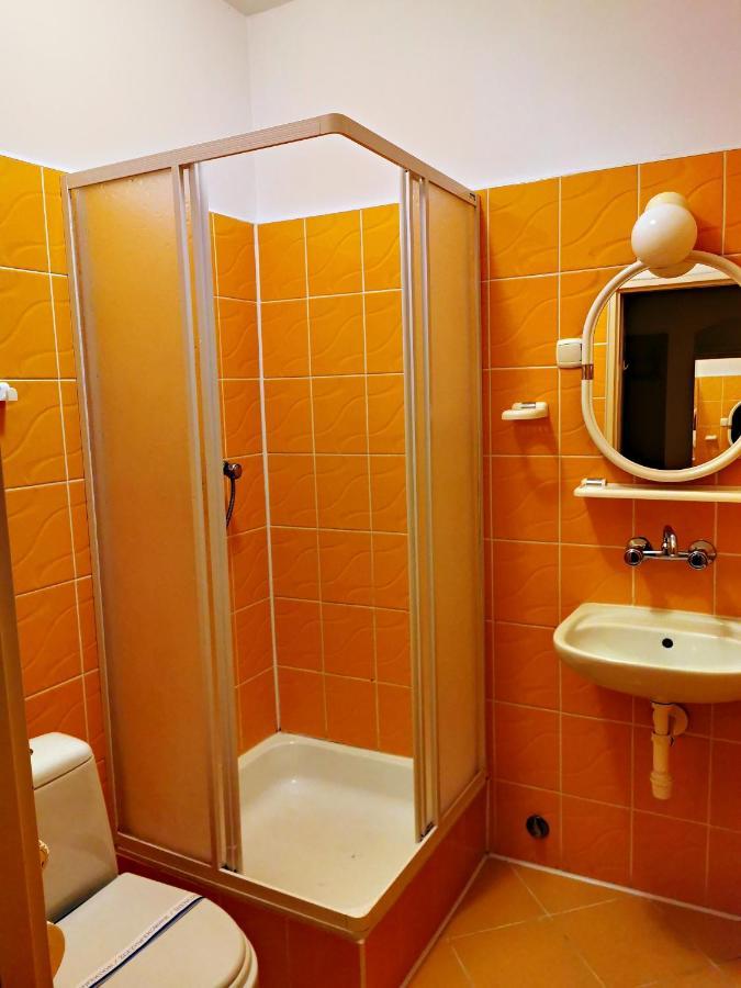 "Aleksandrowka" Restauracja I Noclegi Horyniec Dış mekan fotoğraf