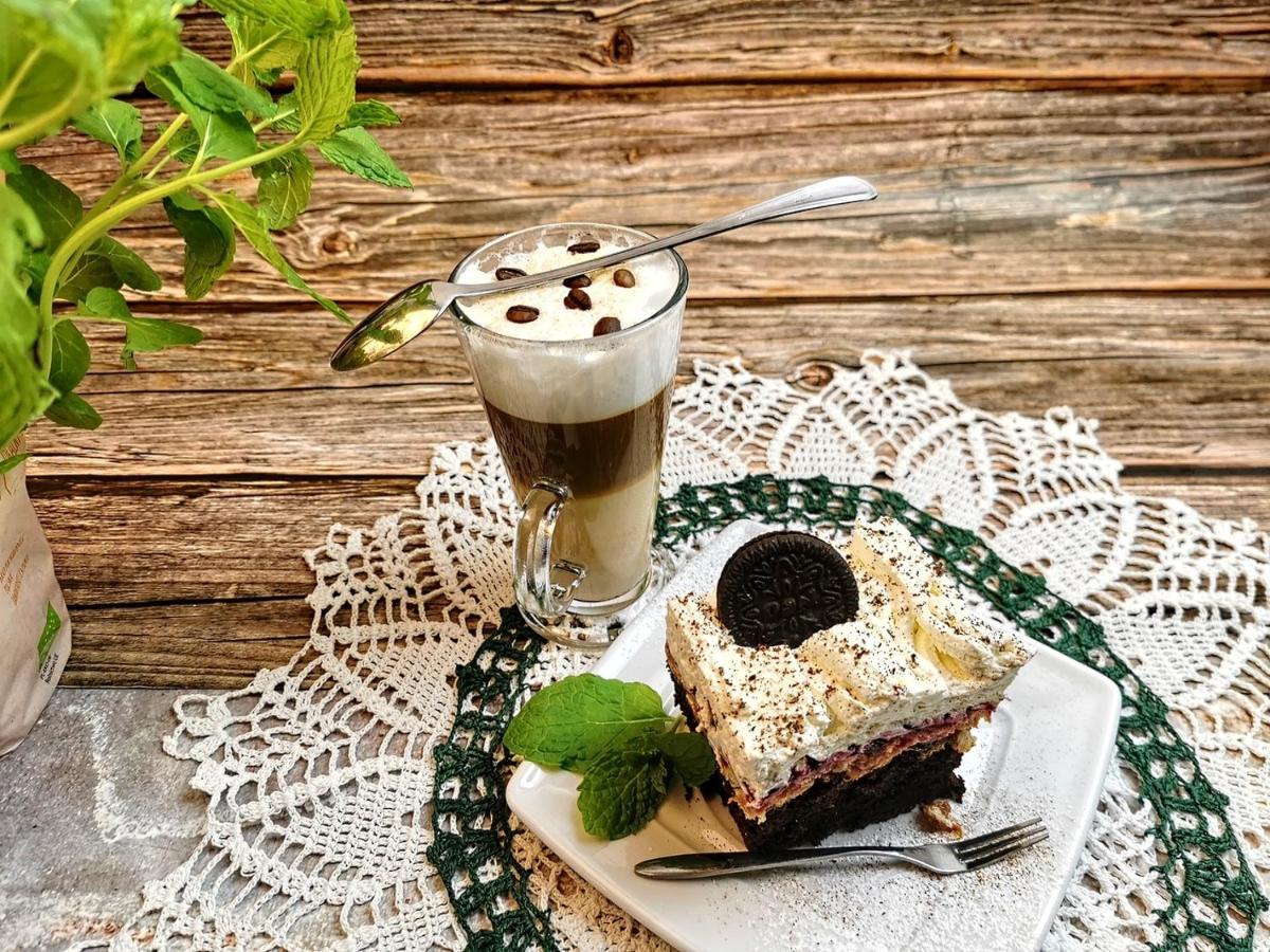 "Aleksandrowka" Restauracja I Noclegi Horyniec Dış mekan fotoğraf